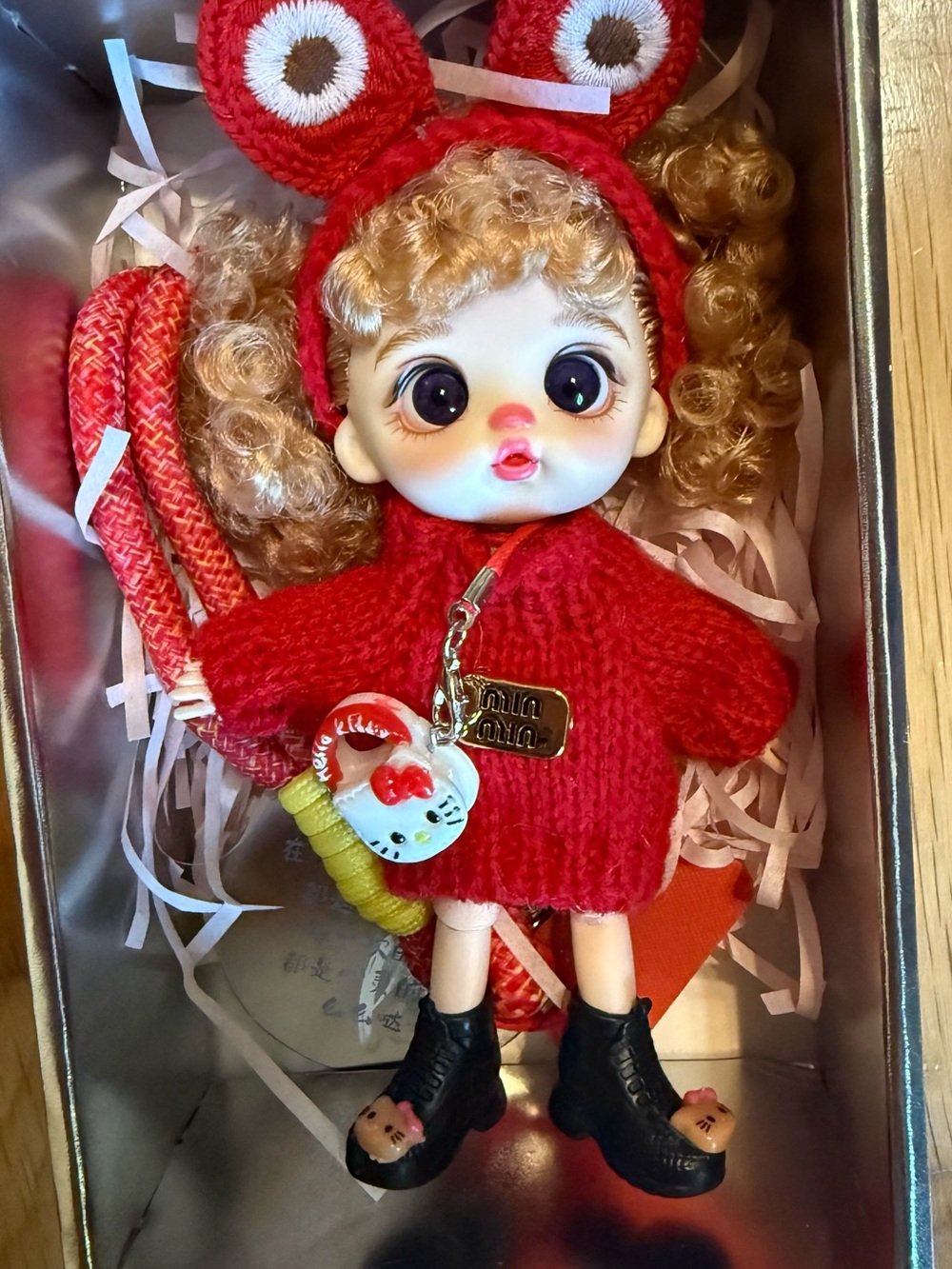Luolifen Doll with Curly Blonde Hair in Min Min sweater w/ Hello Kitty bag&boots